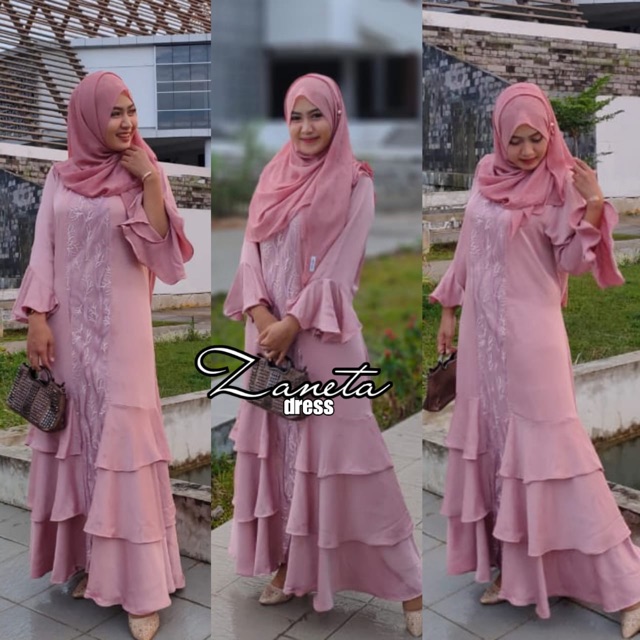 Zaneta Dress