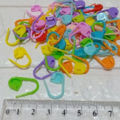 

Peniti Plastik Warna Pastel isi 100pcs