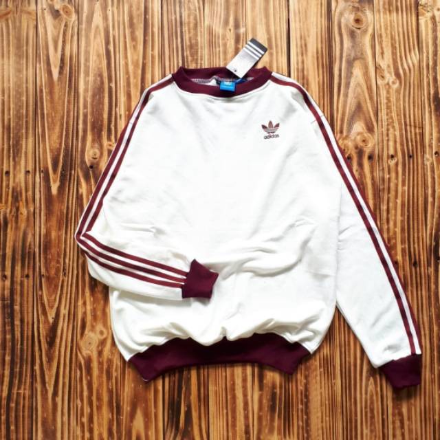 JAKET CREWNECK ADIDAS STRIP 3 PRIA WANITA