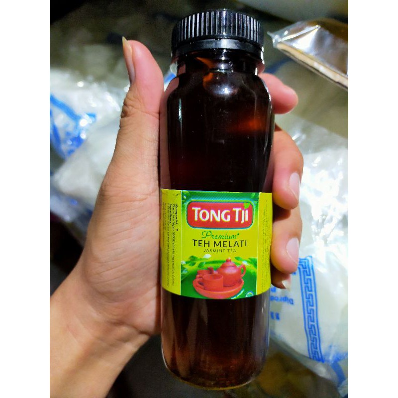 

Syrup Kental Manis Teh Tong Tji Kemasan Botol Berat 400 Gram