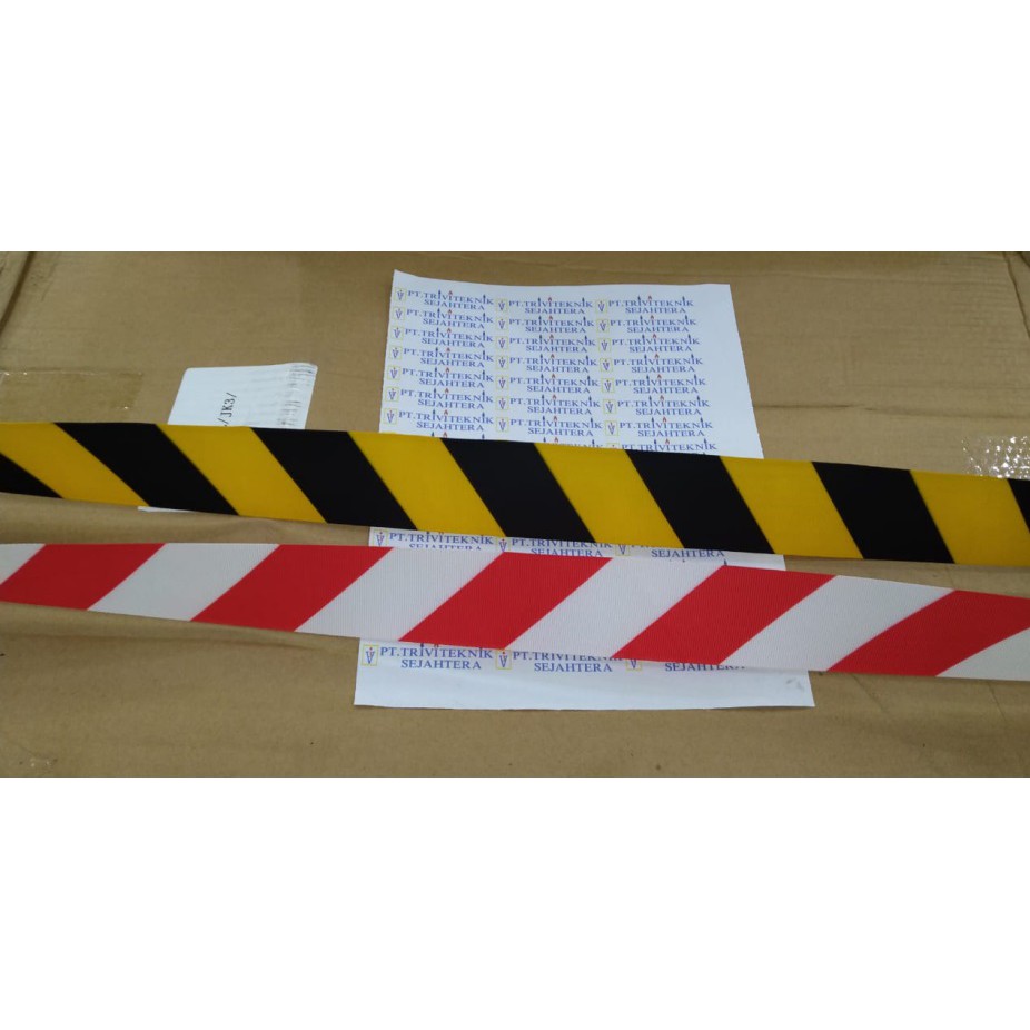 

Promo Q line cone retractable belt barrier,pita pembatas kerucut
