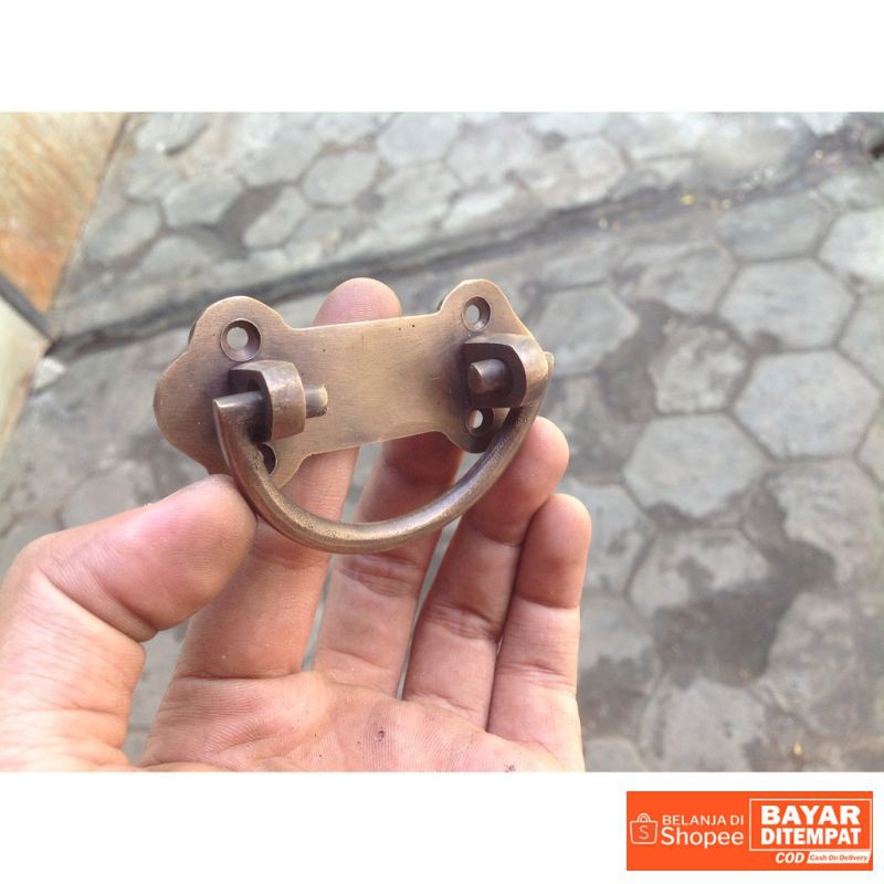 Handle / tarikan laci kuningan antik motif tulang kecil Termurah