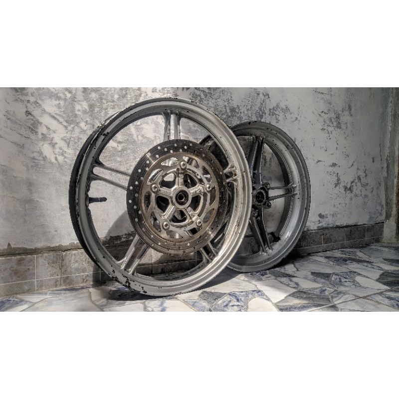 TERMURAH COPOTAN VELG ORIGINAL R15 PNP VIXION banyak bonusnya