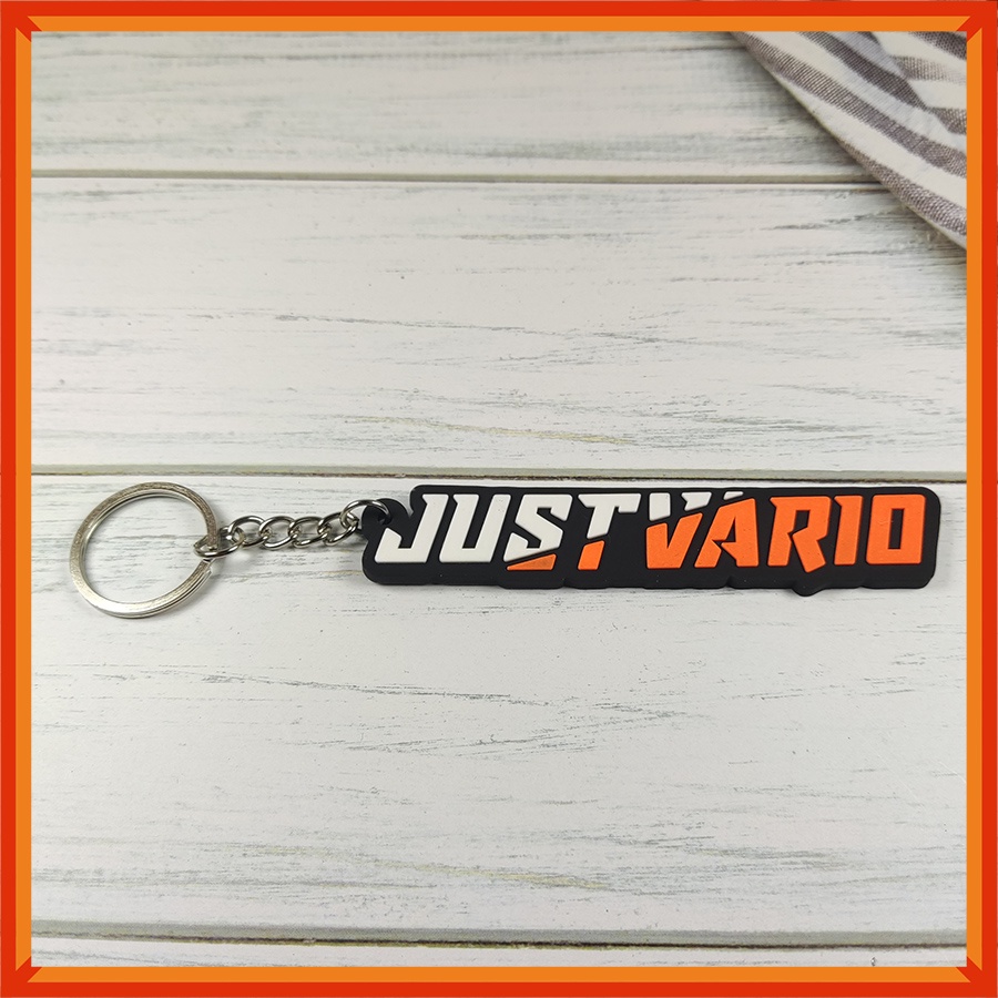 [BAYAR DITEMPAT] Gantungan Kunci karet Unik Motif VARIO  | Rubber keychain HONDA VARIO | bandul Kunci Premium | VARIO LAMA TECHNO 125 150-Putih - Orange