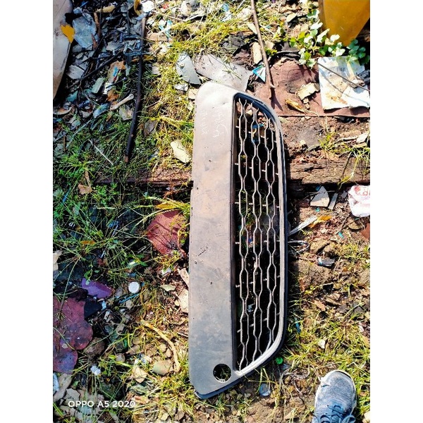 RAM jaring bumper depan KIA RIO