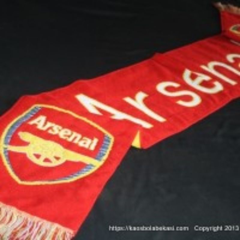 Syal Arsenal