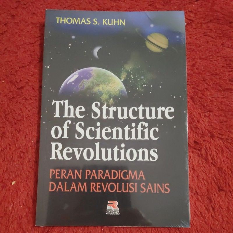 The structure of scientific revolutions... buku original