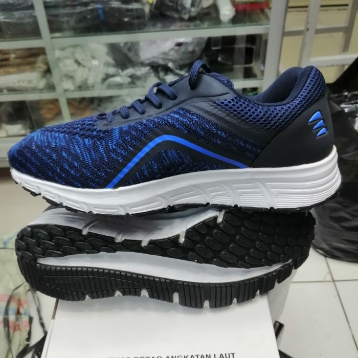 sepatu olahraga jatah TNI AL - 41