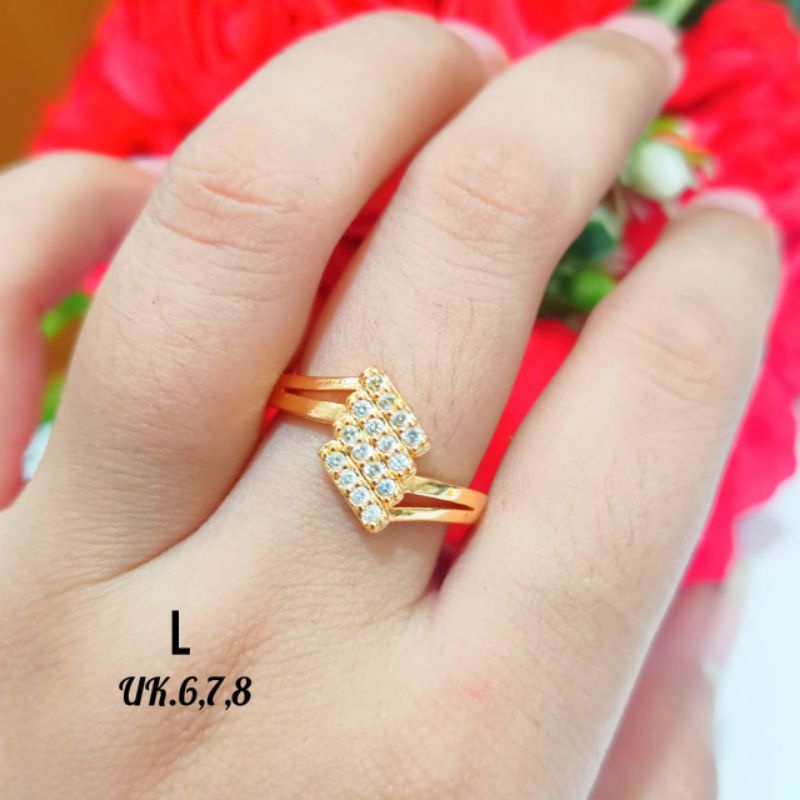 Cincin Dewasa permata zircon strip empat gold&amp;silver anti karat *COD*