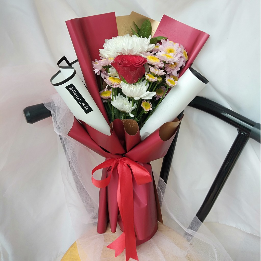 Jual buket bunga mawar merah 1 tangkai bunga wisuda toko bunga medan