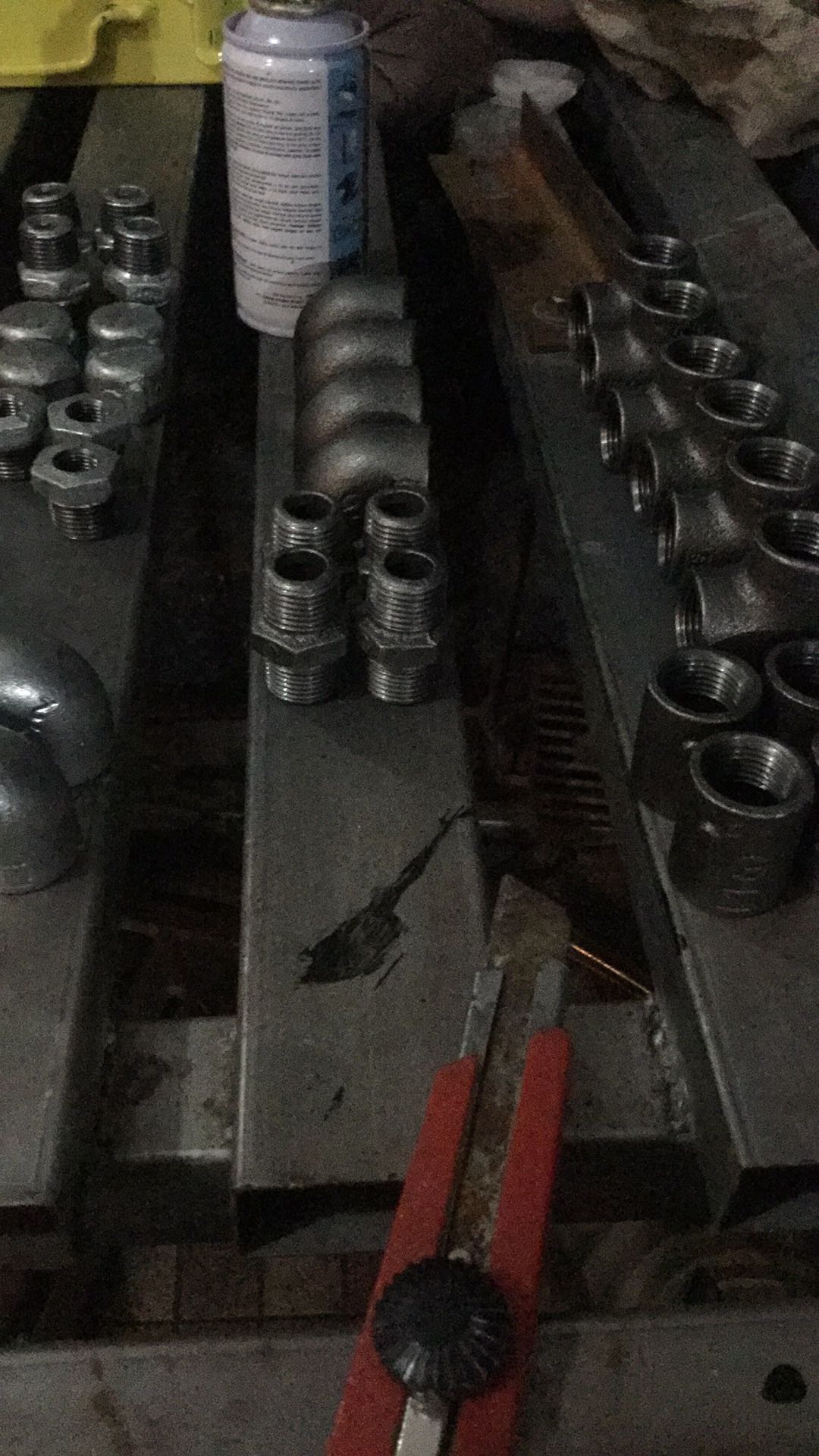 Double Nepple Hitam Besi D. 1/2 Drat Bspt (g)