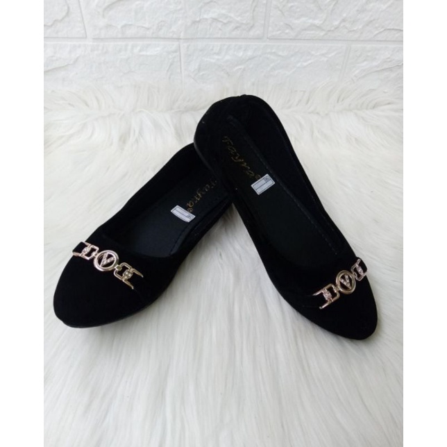Flatshoes Wanita Terbaru Model V Sepatu Wanita Lucu Unik Flash Sale Bisa COD