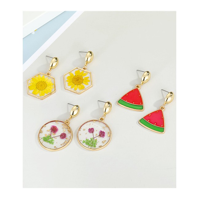 LRC Anting Tusuk Fashion Dried Fruit Flower Geometric Resin Round P5077