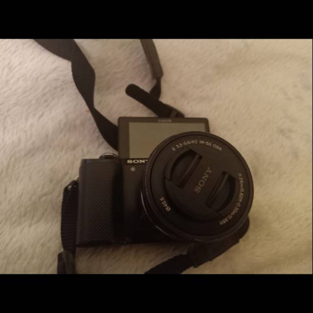 Kamera Mirrorless SONY ALPHA 5000