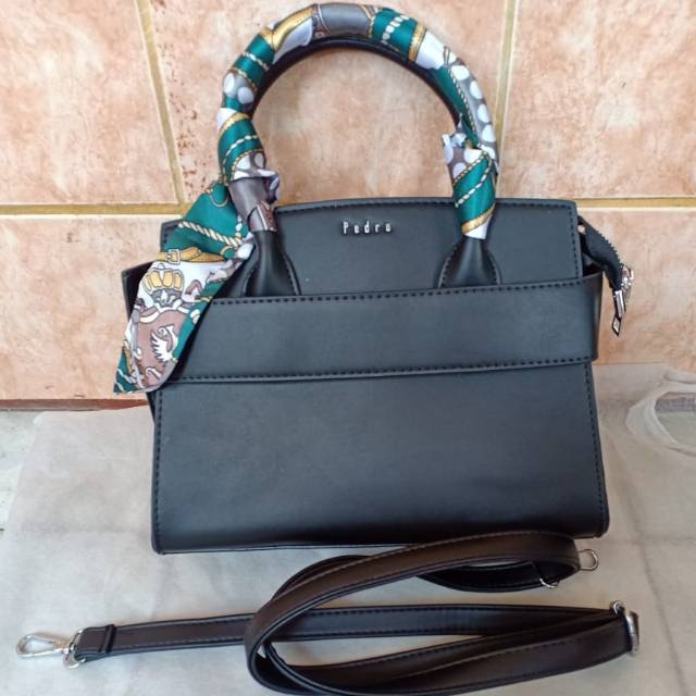 Tas import premium Pedro//Tas slempang//Tas wanita