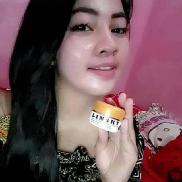 Cream lin sky