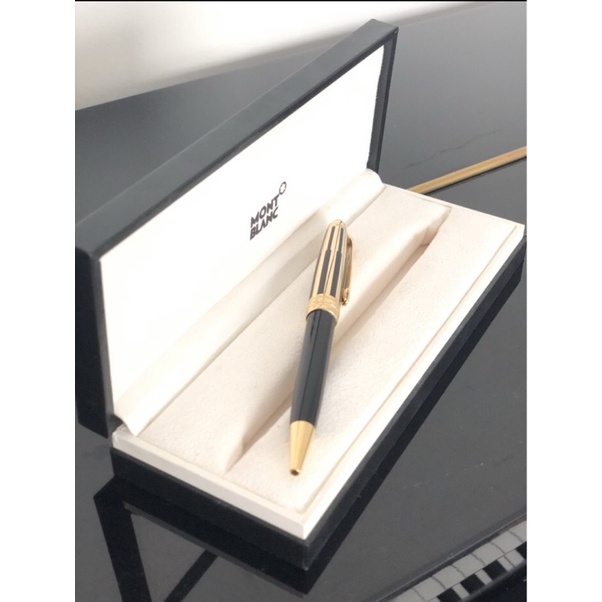

Pen Montblanc Meisterstuck Solitaire Doue Gold & Black Ballpoint
