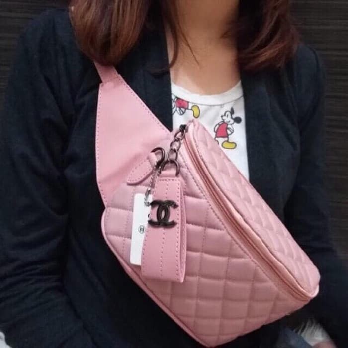 Tas wanita waist bag Import Chanel Bumbag - Putih