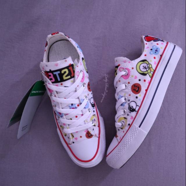 

CONVERSE BERMOTIF GAMBAR LUCU