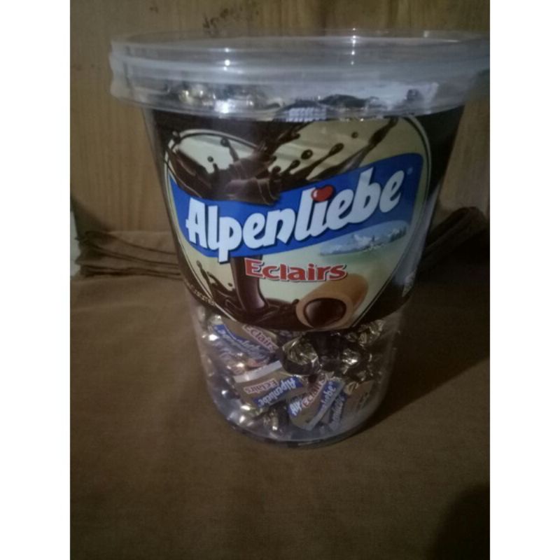 

ALPENLIBE ECLAIRS BENTUK TOPLES ISI LEBIH BANYAK
