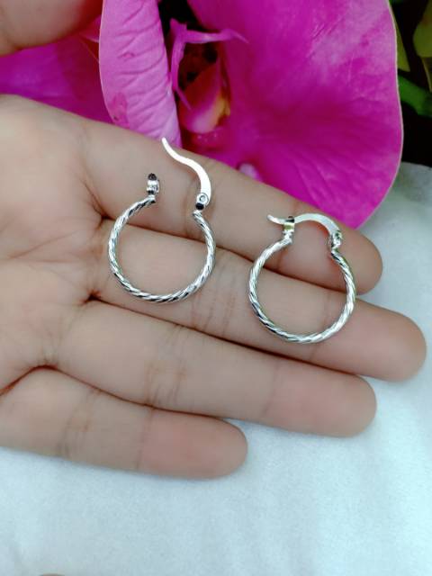 Xuping anting bulat