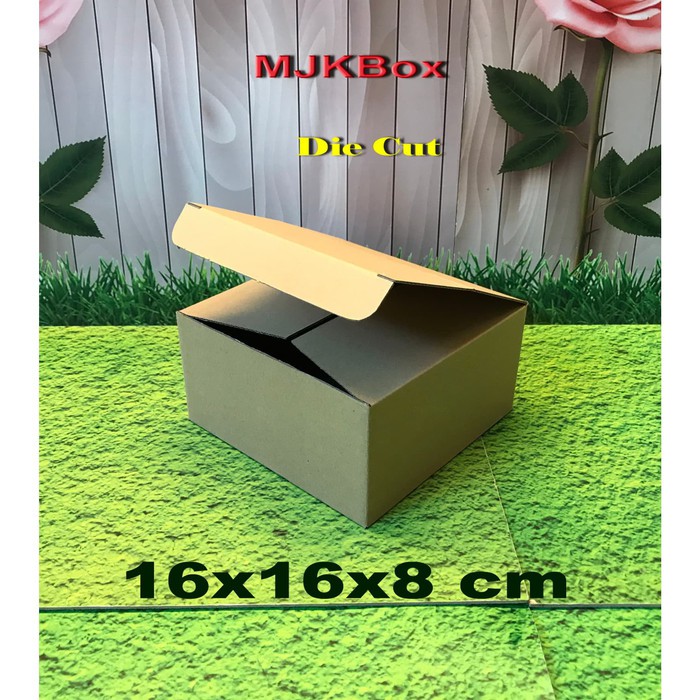 

SALE Kotak Kardus Uk. 16x16x8 cm.........Die Cut minimal beli 20 pcs
