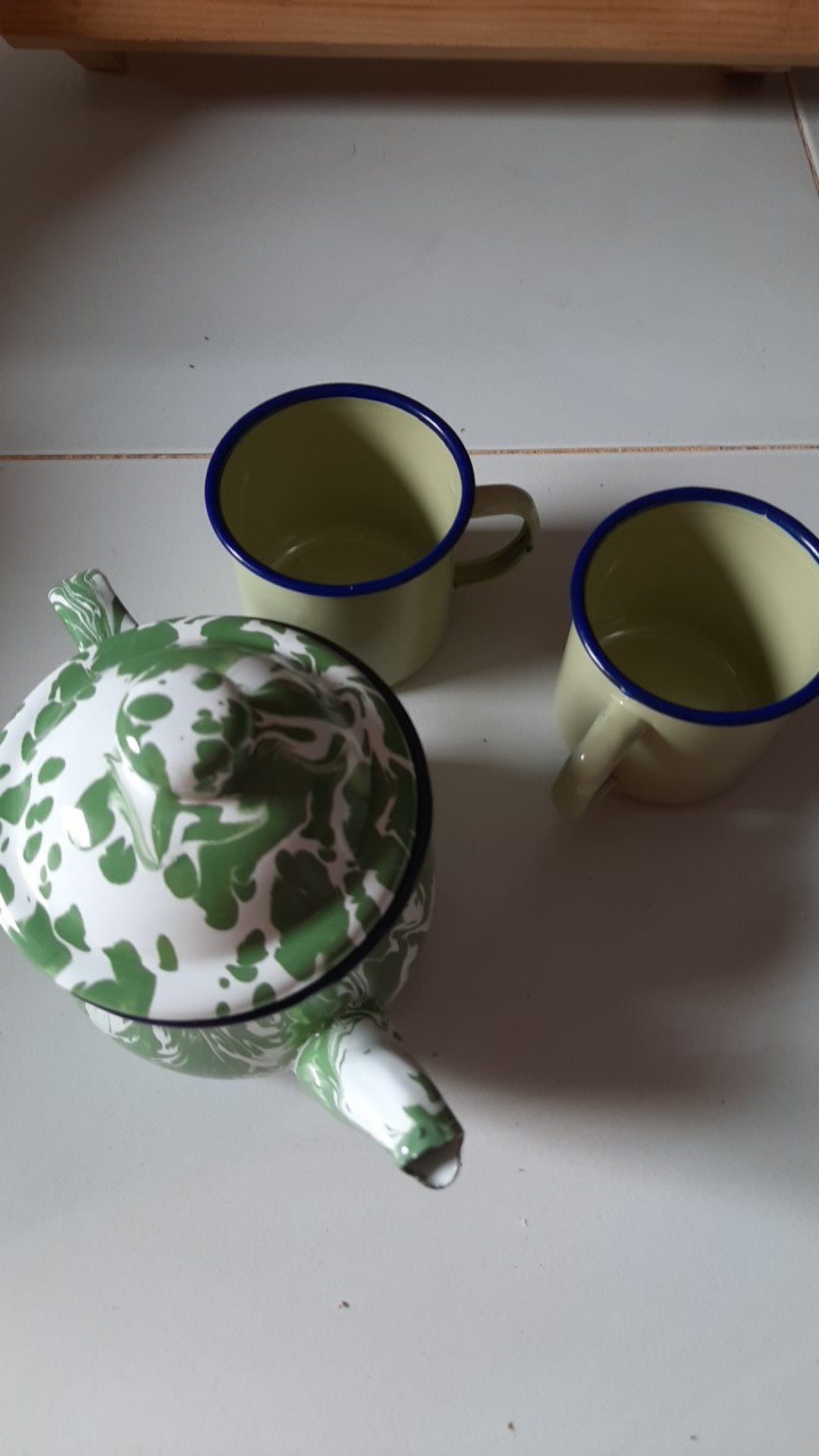 Teko Vintage Pendek + 2 Mug 7 Cm Hijau