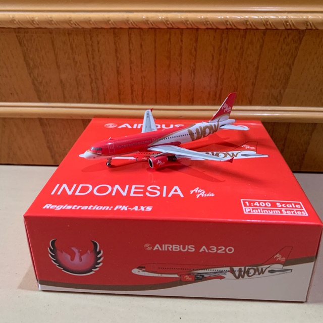 Indonesia Airasia WOW Livery Diecast by Phoenix