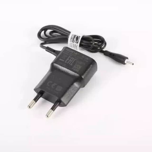 Charger nokia N95 Original 99% lubang kecil /casan hp nokia jadul / travel charger nokia n95