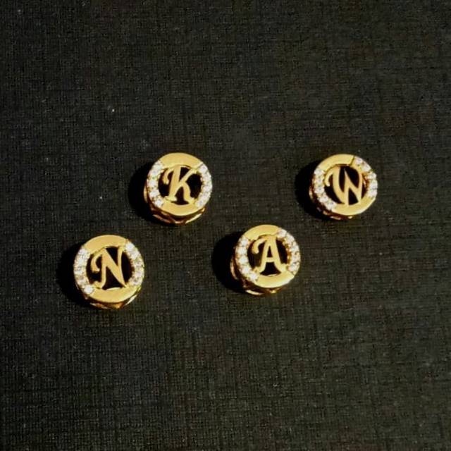 Liontin Bulat Emas asli model huruf