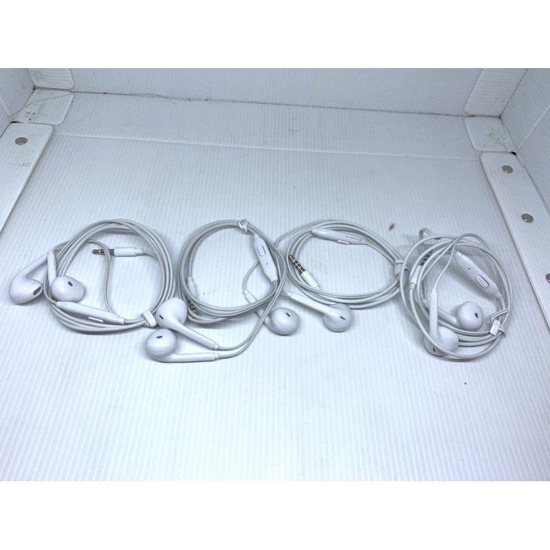 Headset R11 Handsfree With Mic jack 3.5mm