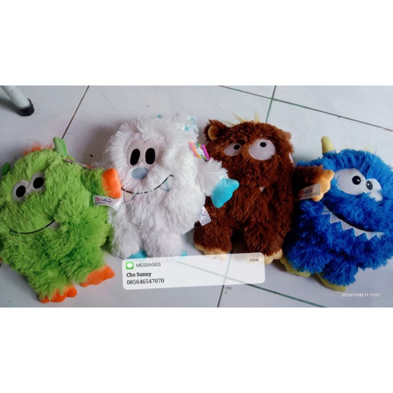 boneka monster inc
