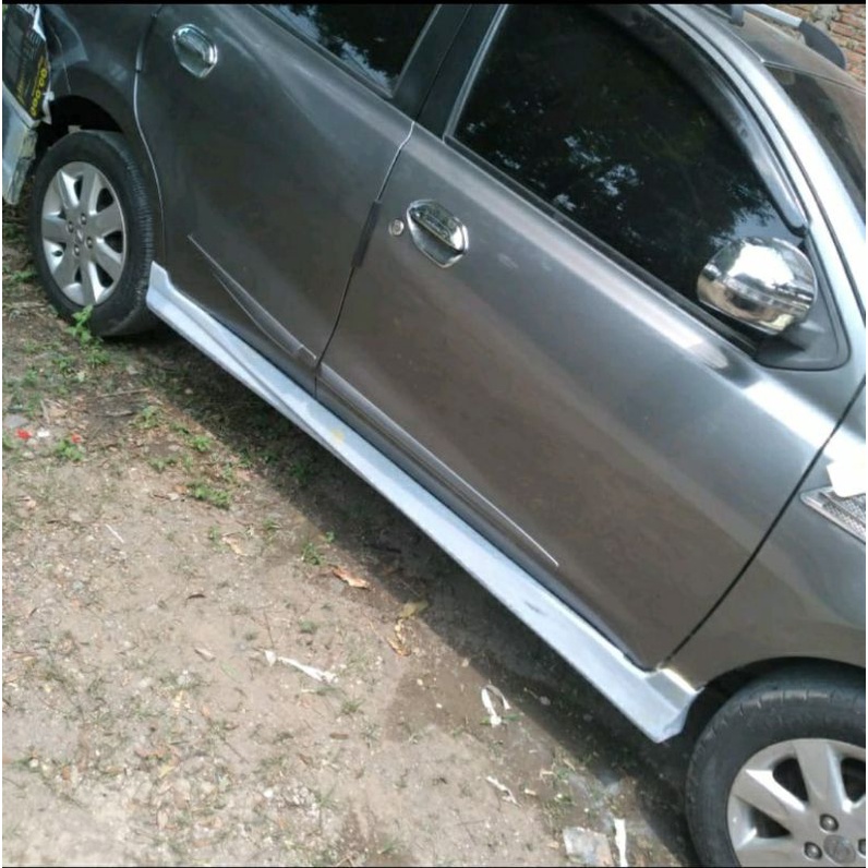 Bodykit samping kanan dan kiri Datsun Go 3baris