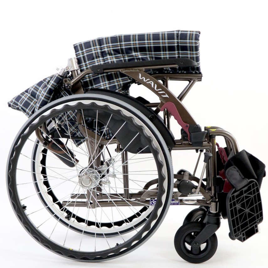 Kursi Roda Jepang Kawamura Wavit+ Ergonomic Wheelchair Bahan Aluminium Ringan dan Kuat