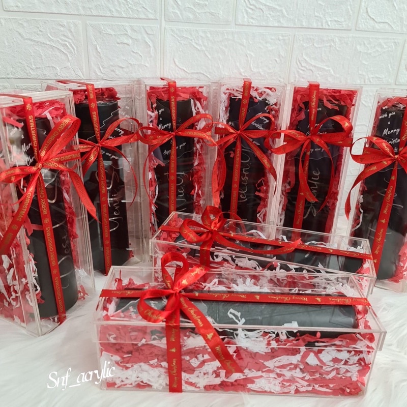 Hampers Natal / Kado Natal / Tumbler + Nama / Christmas Hampers / Christmas Gift / Hampers Tumbler / Tumbler Custom Nama / Hadiah Natal / Bingkisan Natal / Hampers Tumbler / Hampers Akrilik / Acrylic hampers