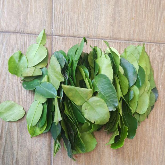 Daun Jeruk Purut Segar / Herbal / Bumbu Dapur 50gr.