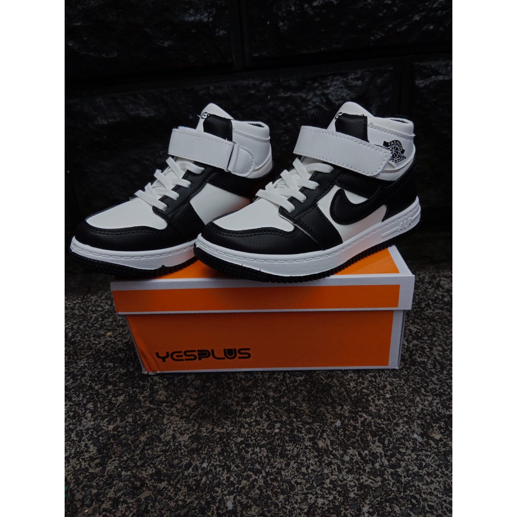 sepatu jordan  import anak2 sampai anak remaja kualitas bagus anak2 size 26-31 anak remaja 32-37