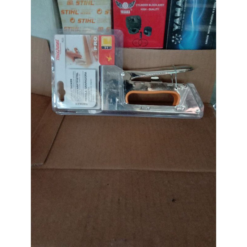 

Stepler Tembak Cekrekan/pengekot/Hekter Gun Tacker Steples 4-6-8mm Michael