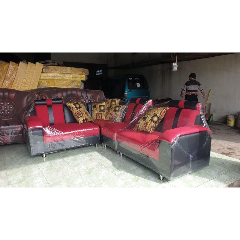 SOFA L MINIMALIS Hitam Kombinasi Merah