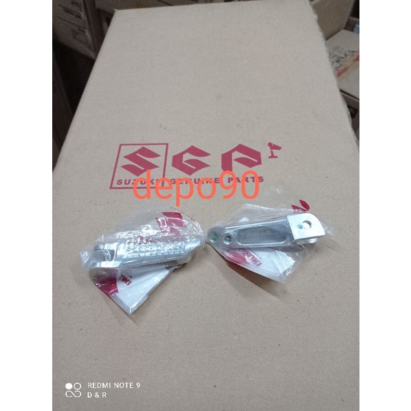Step Pijekan kaki footstep depan kanan kiri Satria Fu fi injeksi Gsx Ori Original Sgp 100%