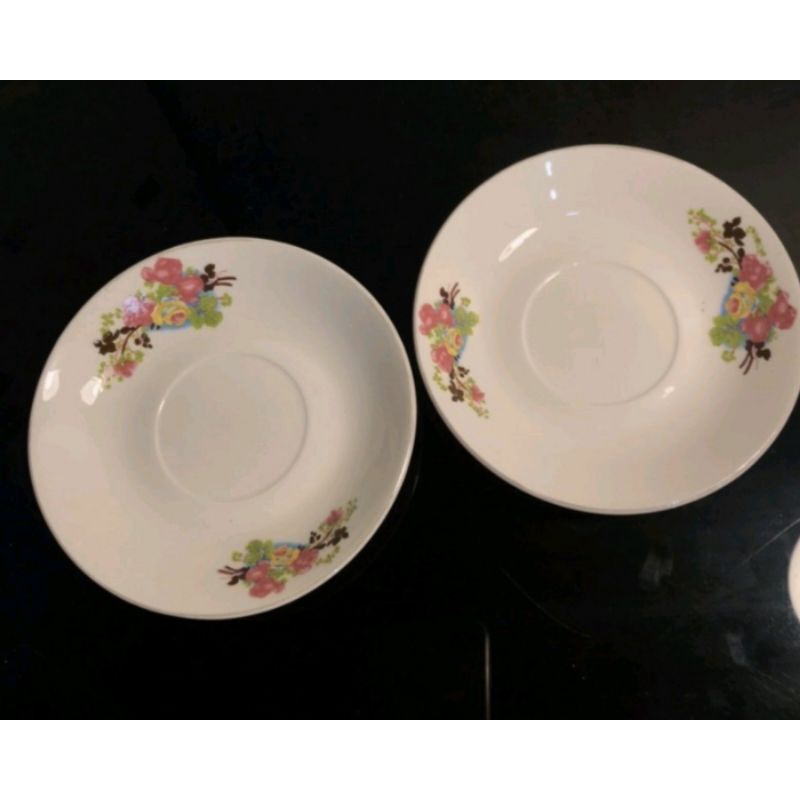 Lepek keramik, tatakan cangkir, tatakan gelas