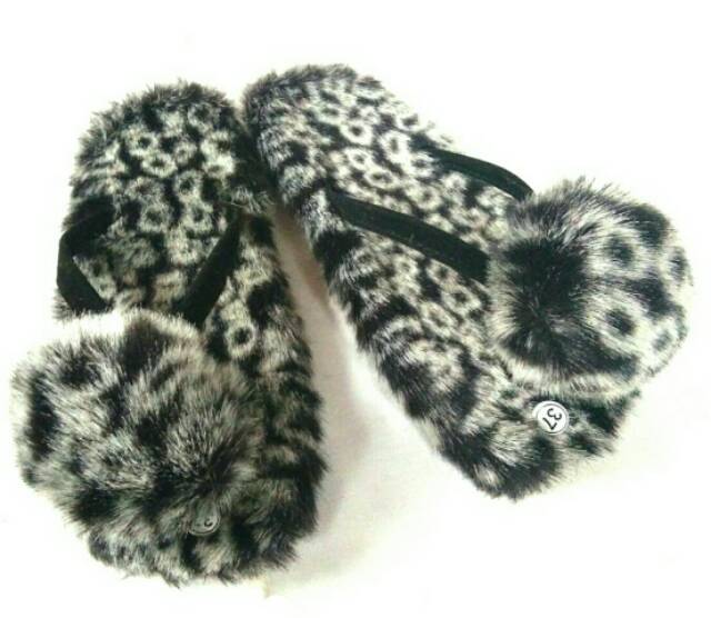 Sandal pompom Bulu korea