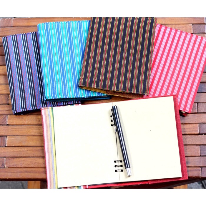 

Murah Buku Agenda Jenna Kain Lurik Bagus