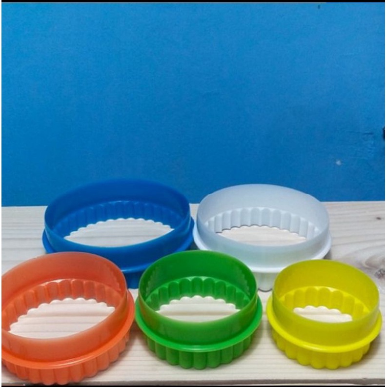 ring cutter bulat round isi 5 / cetakan bento cookies kue kering / cetakan burger roti bulat