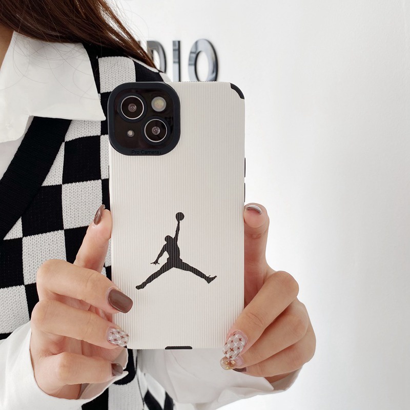 Soft Case Motif Jordan Hitam Putih Untuk iPhone 7 8 Plus X XR SE 2020 XS Max 11 13 Pro Max