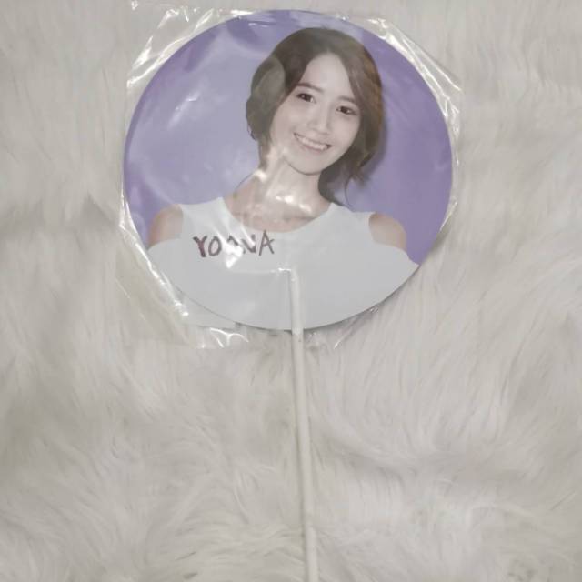 SNSD yoona official uchiwa / handfan