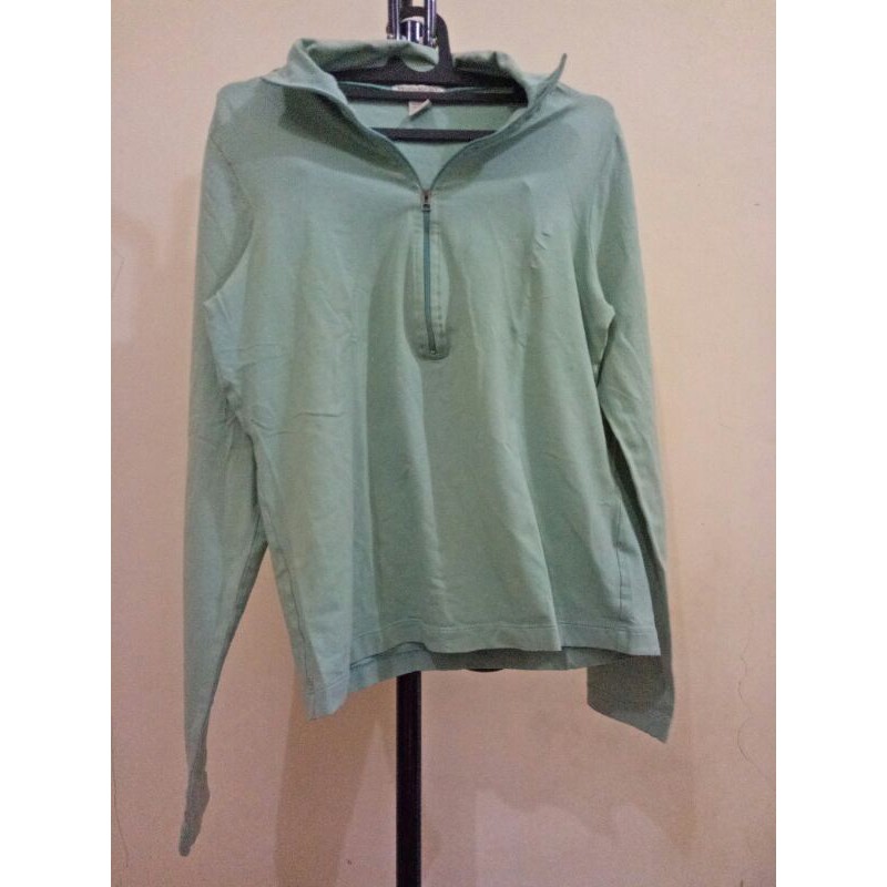 Kaos Lengan Panjang Banana Republic