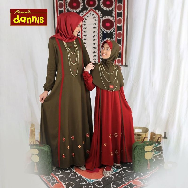 DANNIS D'UZBECK COUPLE MOM&GIRL