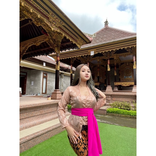 Kebaya bali sifon bunga lengan panjang model bet