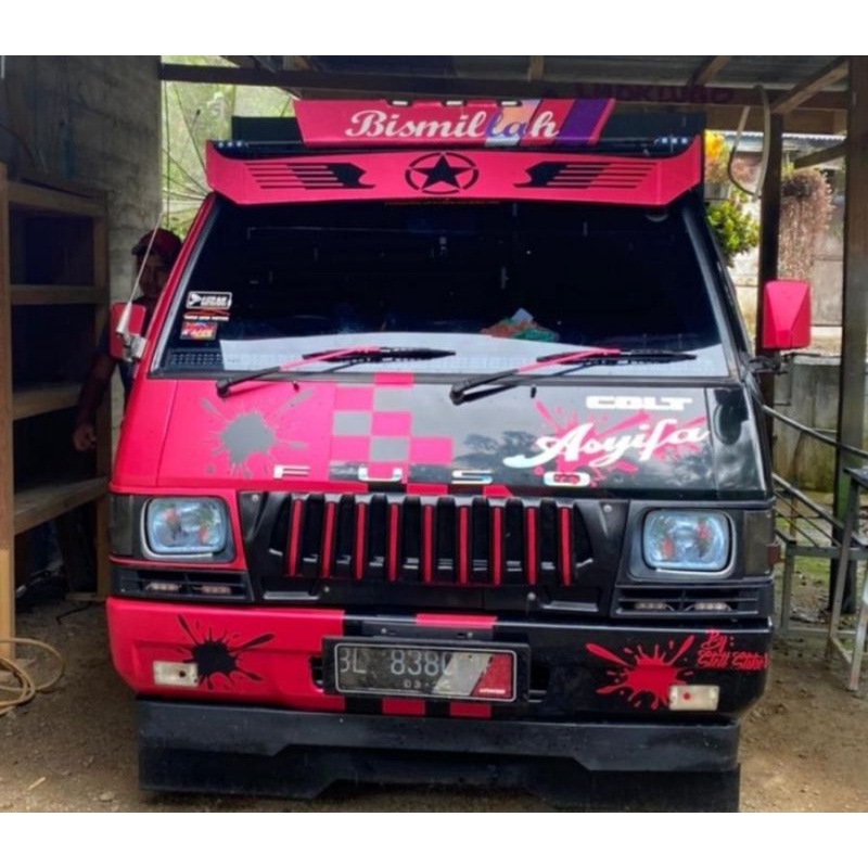 GRIL MITSUBISHI L300 MODEL APOLO